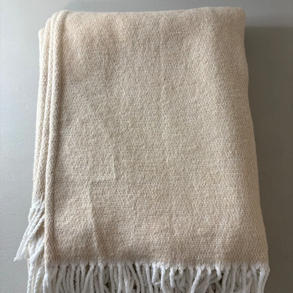 Matouk woven throw